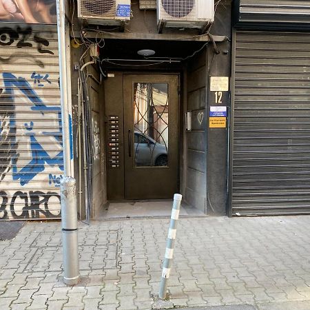 Newly Refurbished Apartment In The City Center Sofya Dış mekan fotoğraf