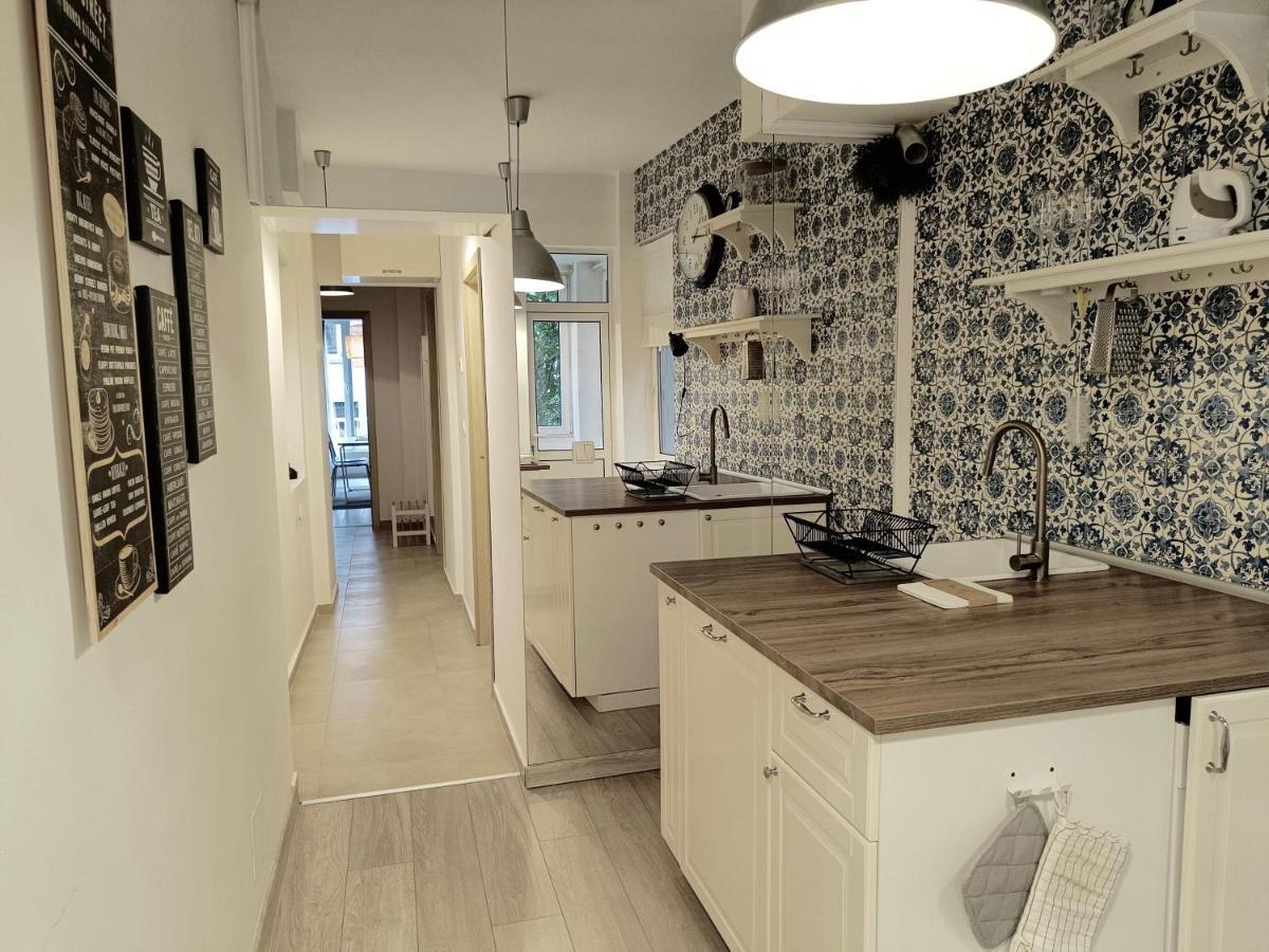 Newly Refurbished Apartment In The City Center Sofya Dış mekan fotoğraf