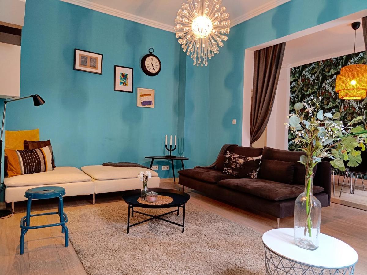 Newly Refurbished Apartment In The City Center Sofya Dış mekan fotoğraf