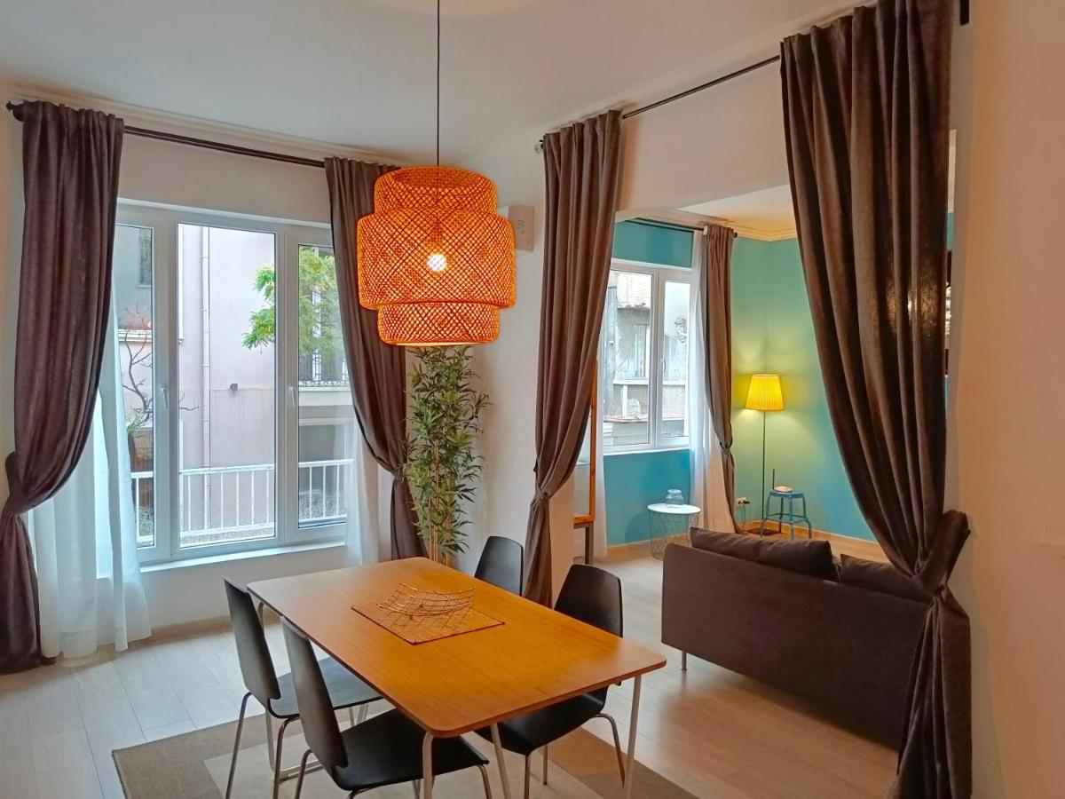Newly Refurbished Apartment In The City Center Sofya Dış mekan fotoğraf